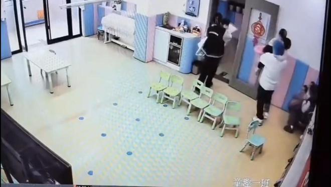 后续来了！网友表示：这嘉奖是不是低了PG麻将胡了地震中高中生背起同学逃生(图1)