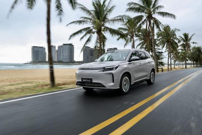 市多场景插混SUV仅需1198万起麻将胡了第三代蓝电E5 PLUS上(图5)